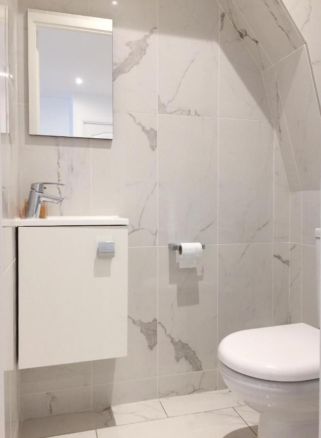 New Apartment In The Heart Of Le Marais 파리 외부 사진